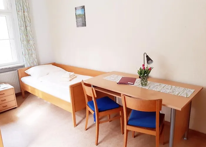 Malche Gaeste Und Tagungshaus 26 *